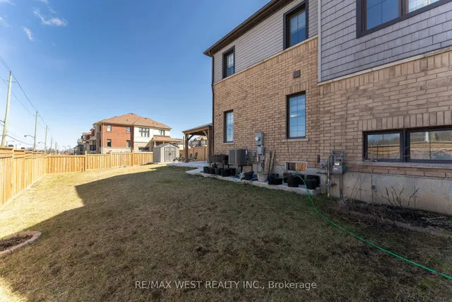 Additional image 40 of 2 Scarletwood St