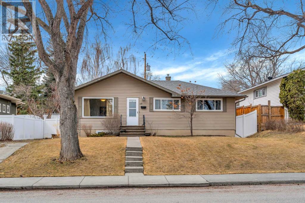 15 Hartford Road NW|Calgary, Alberta T2K2A4