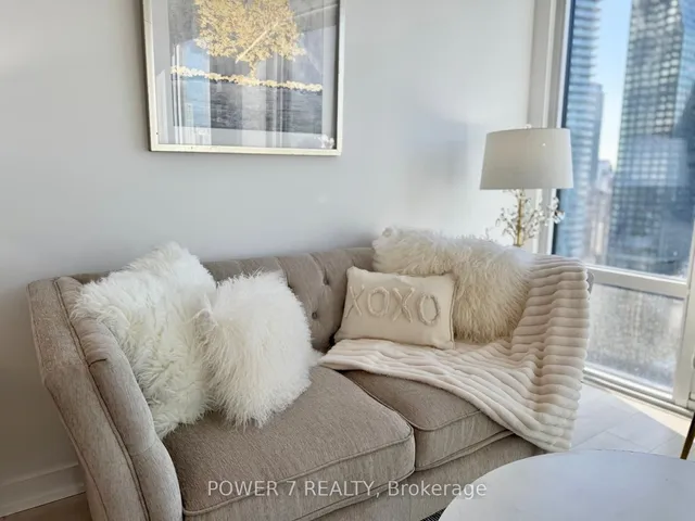 Additional image 16 of 501 Yonge St Unit 3305