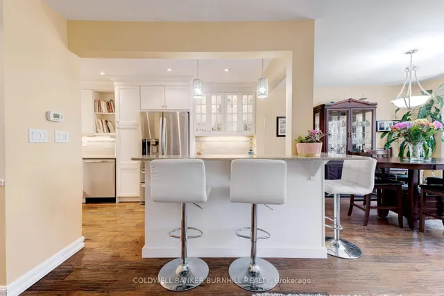 Additional image 7 of 2301 CAVENDISH Dr Unit 42