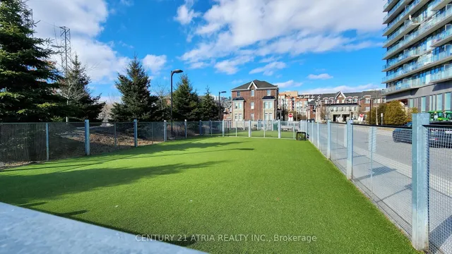 Additional image 4 of 105 The Queensway N/A Unit 812