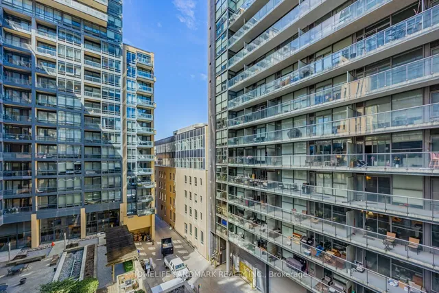 Additional image 27 of 8 Charlotte St Unit 602