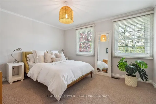 Additional image 17 of 32 Highland Park Dr