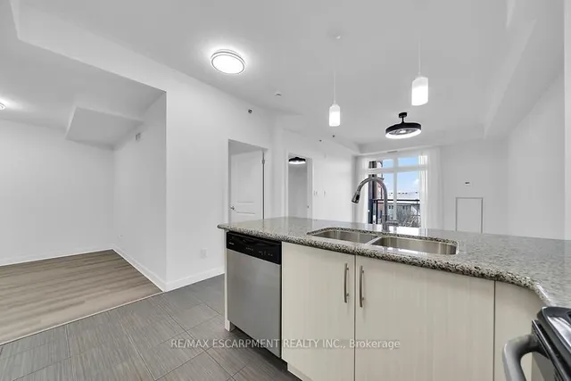 Additional image 13 of 5317 Upper Middle Rd Unit 332