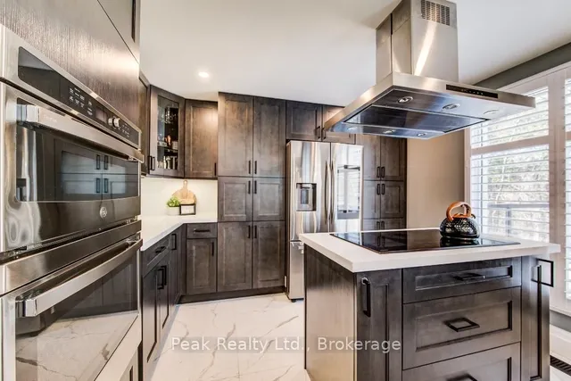 Additional image 12 of 76 Underhill Cres