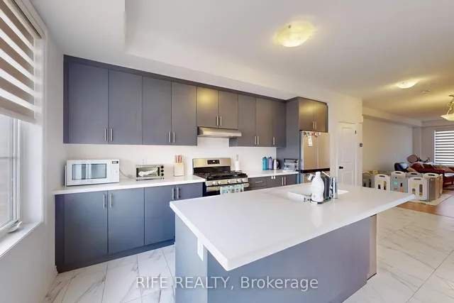 Additional image 6 of 9 Bretlon St