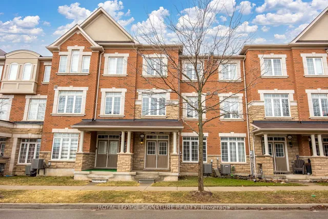 3046 Eberly Woods Dr