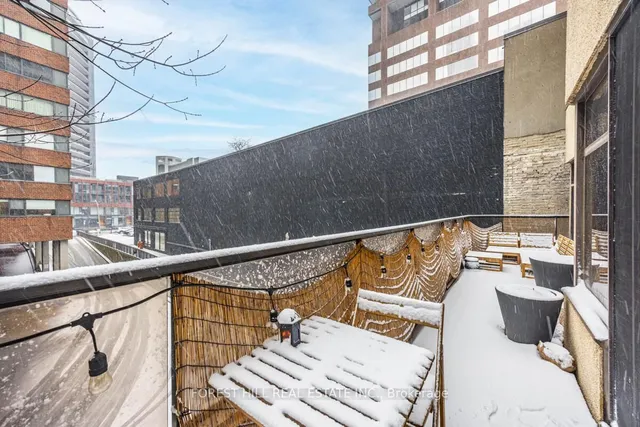 Additional image 32 of 900 Yonge St Unit 201