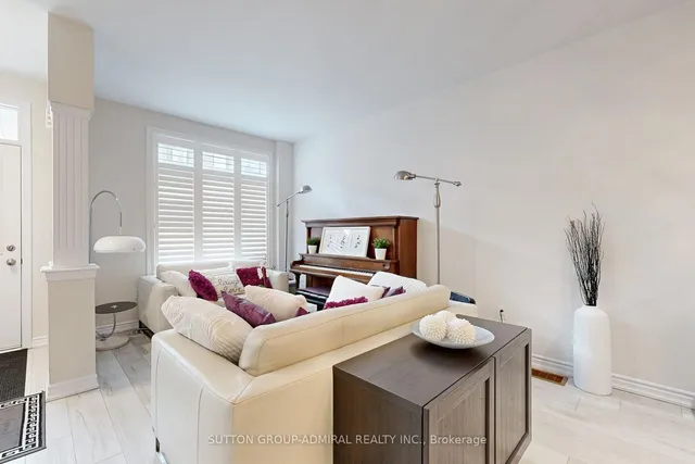 Additional image 4 of 54 Nisbet Blvd Unit 29