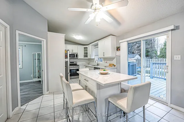 Additional image 11 of 172 Alderlea Ave