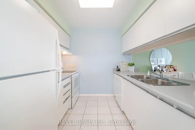 Additional image 16 of 12 Laurelcrest St Unit 803