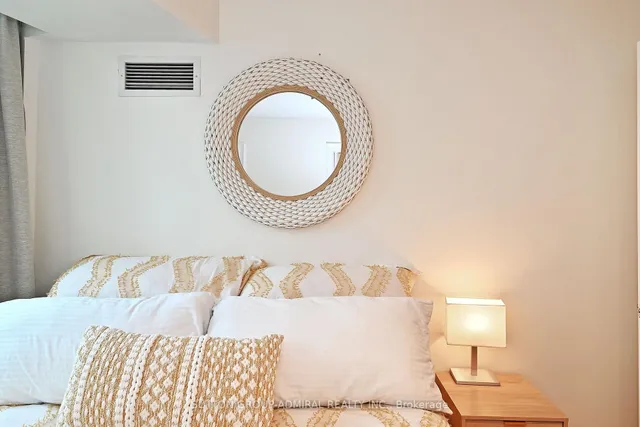 Additional image 32 of 15 Greenview Ave Unit 305