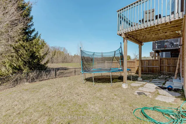 Additional image 39 of 340 Shady Glen Cres