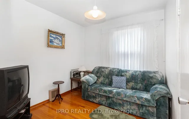 Additional image 24 of 54 Exford Dr