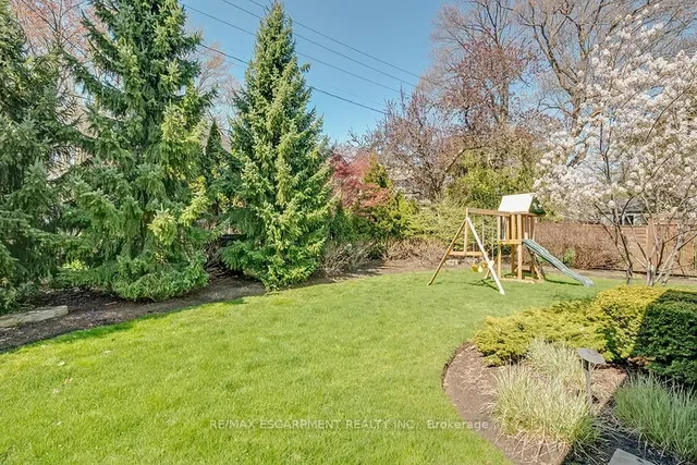 Additional image 46 of 246 Pomona Ave