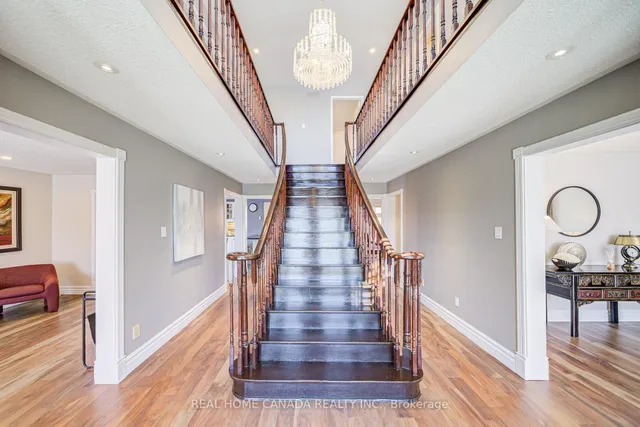 Additional image 4 of 2735 Kingsway Dr