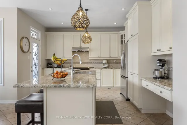 Additional image 11 of 862 Whaley Way