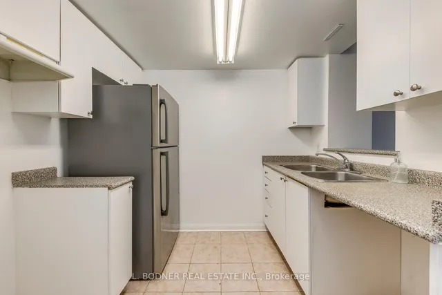 Additional image 8 of 70 Douro St Unit 116