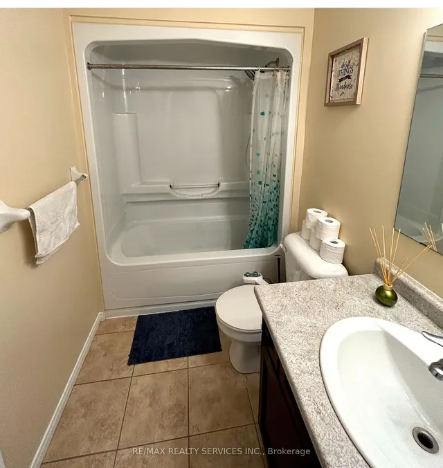 Additional image 18 of 36 Fallowfield Dr Unit 4