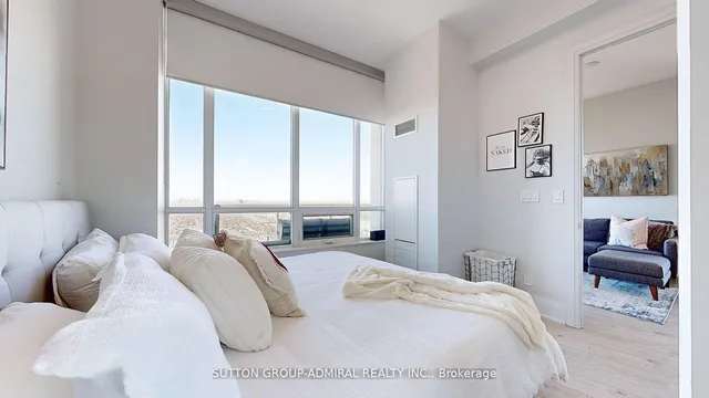 Additional image 18 of 36 Park Lawn Rd Unit 4205