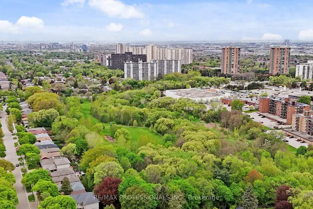 Additional image 34 of 65 Tamarack Circ