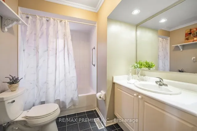 Additional image 25 of 2595 Blackcombe Cres