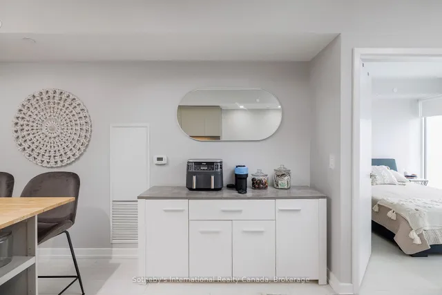 Additional image 14 of 19 Western Battery Rd Unit 2608