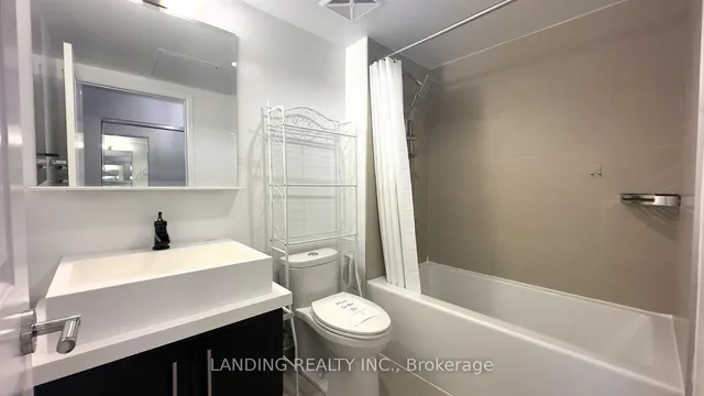 Additional image 17 of 65 St Mary St Unit 2608