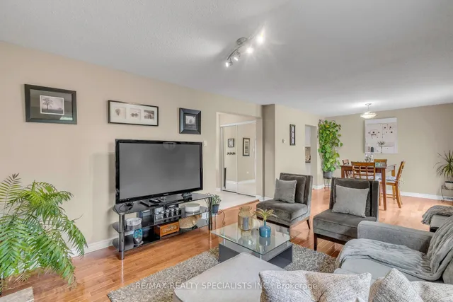 Additional image 11 of 65 Somerset Dr