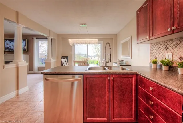 Additional image 11 of 957 Banffshire Crt