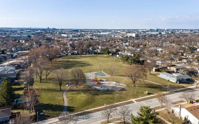 Additional image 49 of 454 Sparling Cres