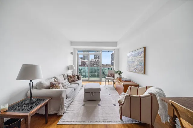 Additional image 2 of 25 Broadway Ave Unit 801