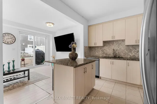 Additional image 10 of 1222 ROSE Way Unit 25