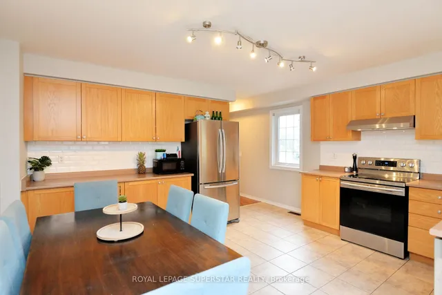 Additional image 21 of 15 Gemstone Lane