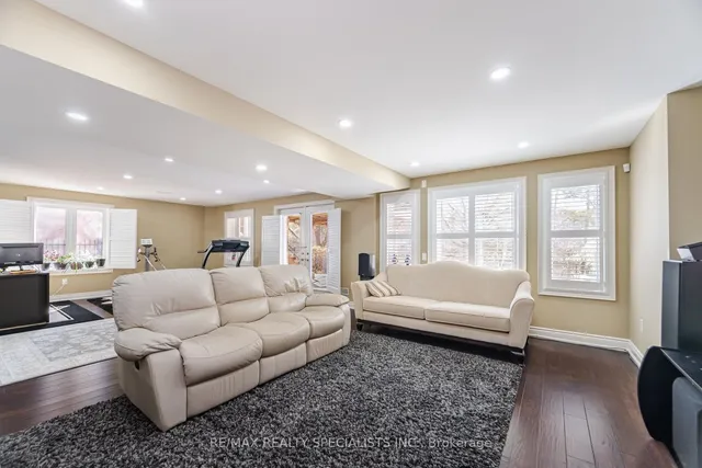 Additional image 40 of 6700 Rothschild Tr