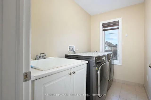 Additional image 38 of 71 Chaumont Dr