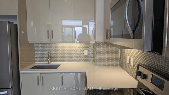 Additional image 16 of 15 Zorra St Unit 203