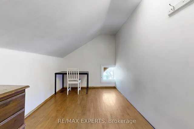 Additional image 23 of 134 Brunswick Ave