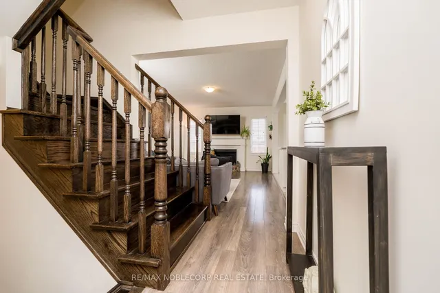 Additional image 12 of 1152 Duignan Cres