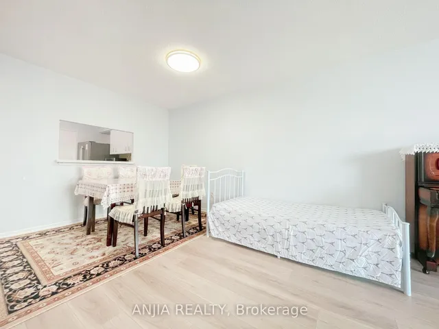 Additional image 32 of 15 Sewells Rd Unit PH3