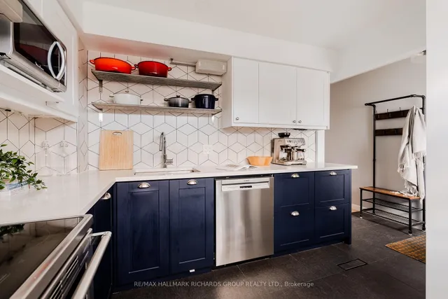 Additional image 6 of 90 Edgewood Ave Unit 130