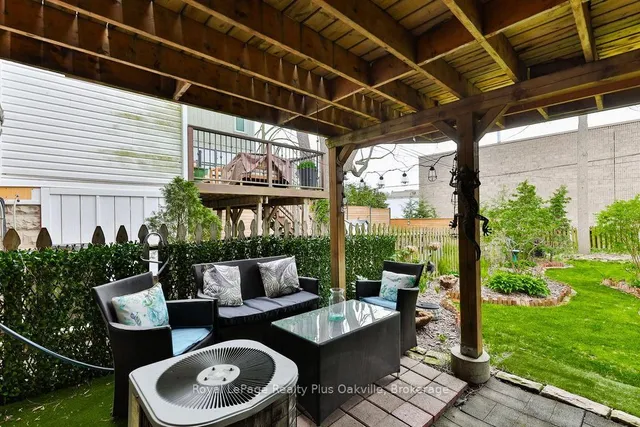 Additional image 41 of 14 Hatt St