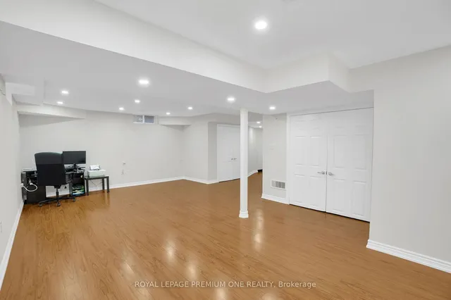 Additional image 33 of 8 Templeton Crt