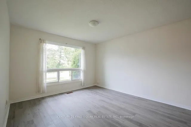 Additional image 5 of 95 Goldhawk Tr