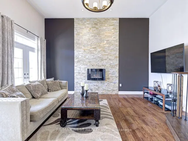 Additional image 21 of 104 Chalkfarm Cres