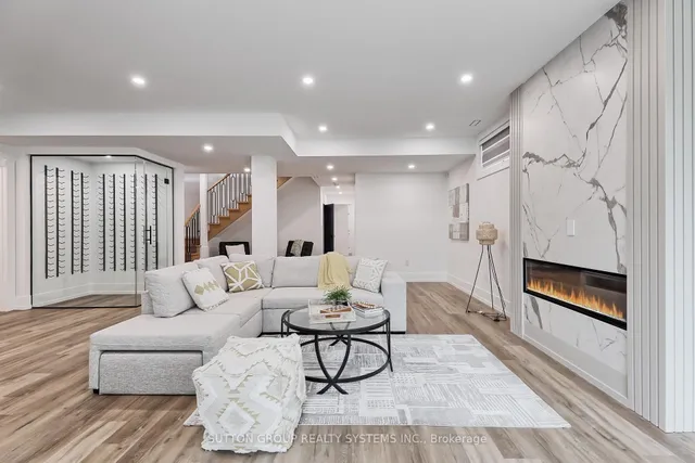 Additional image 33 of 214 Shaver Ave