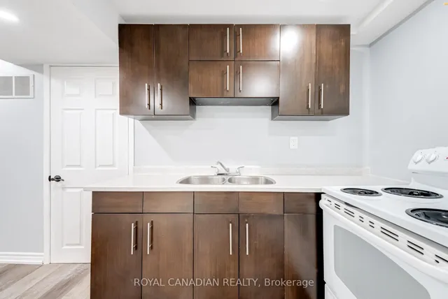 Additional image 31 of 28 Nickel Cres