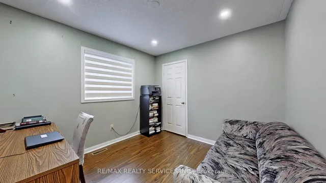 Additional image 35 of 87 Sprucelands Ave