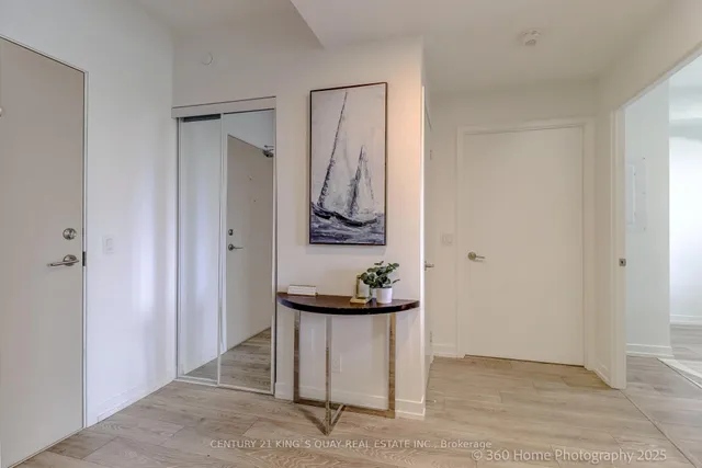 Additional image 14 of 2020 Bathurst St Unit 601