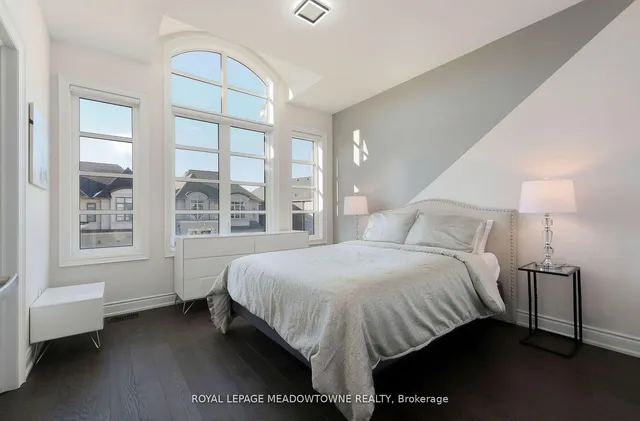 Additional image 25 of 3173 Millicent Ave